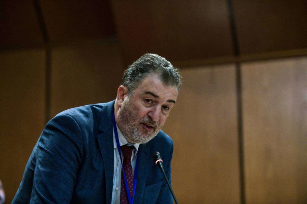 Κώστας Παπαδάκης Παπαδάκης: Τι γίνεται με τη Χρυσή Αυγή;