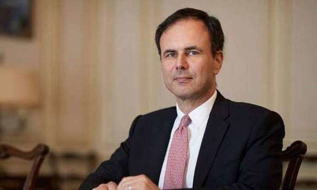 Αλέξης Πατέλης: Παρουσίασε το πιστοποιητικo εμβολιασμού στο twitter