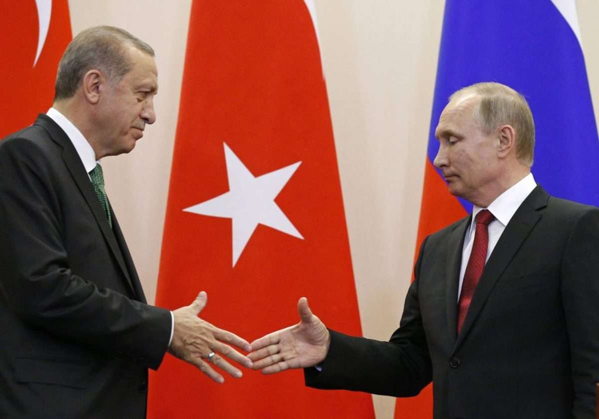 Φυσικό αέριο: Πληρωμές σε ρούβλια από την Τουρκία προς τη Ρωσία