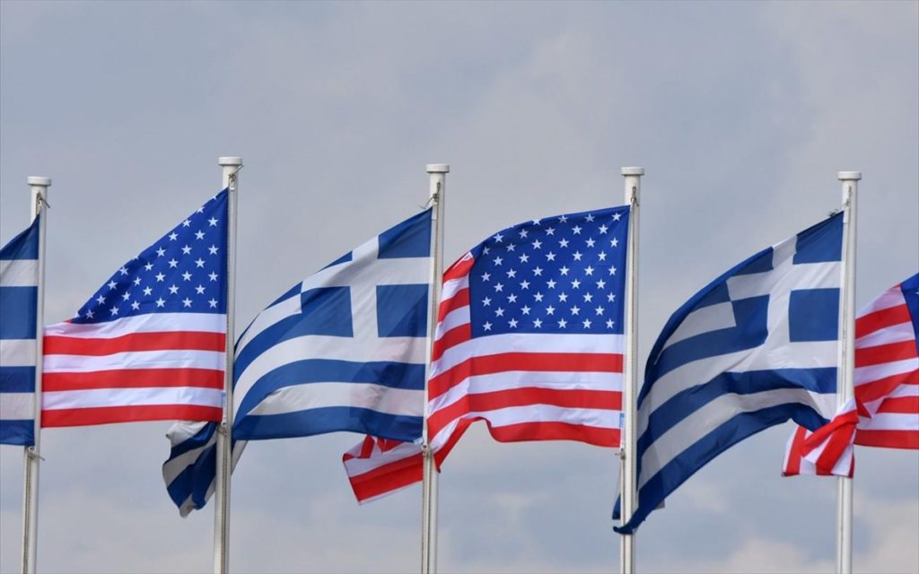 ΕΕ και ΗΠΑ αναστέλλουν τους δασμούς στις εμπορικές συναλλαγές