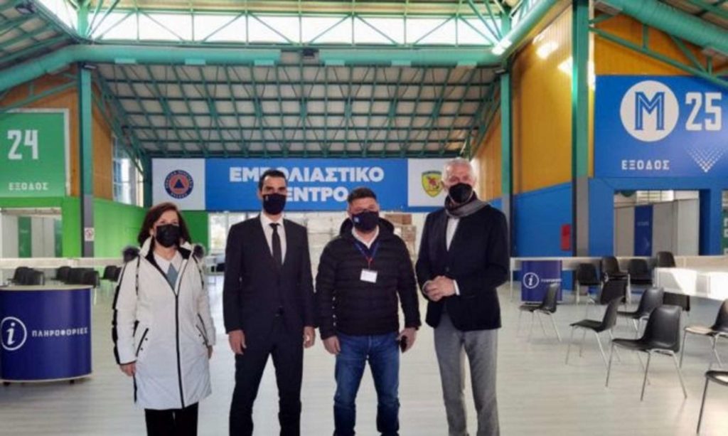 Χαρδαλιάς-Θεμιστοκλέους: Επισκέφτηκαν τα 2 Mega εμβολιαστικά κέντρα