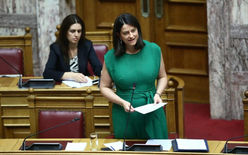 Επικοινωνία Κεραμέως με πρυτάνεις για τις καταλήψεις