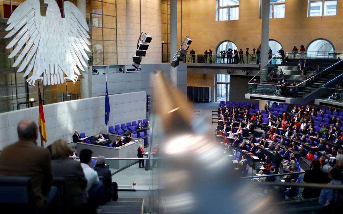 Οι αποζημιώσεις προς την Ελλάδα ξανά στη Γερμανική Βουλή