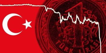 Τουρκία: Καταρρέει η λίρα - «Βουτιά» 9% πάνω από τις 12 ανά δολάριο