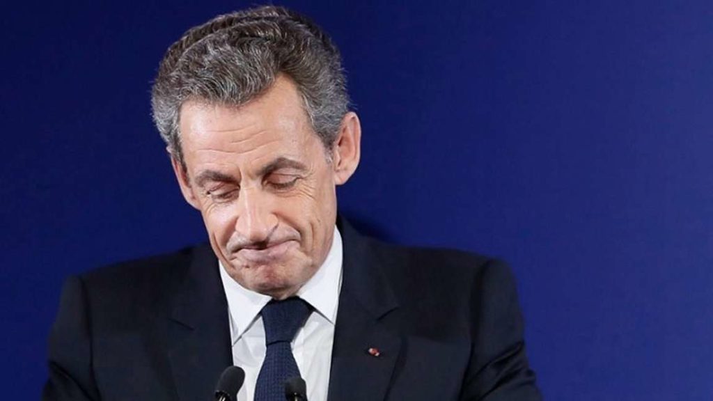 Ένοχος ο Σαρκοζί - Κατ΄ οίκον φυλάκιση ενός έτους