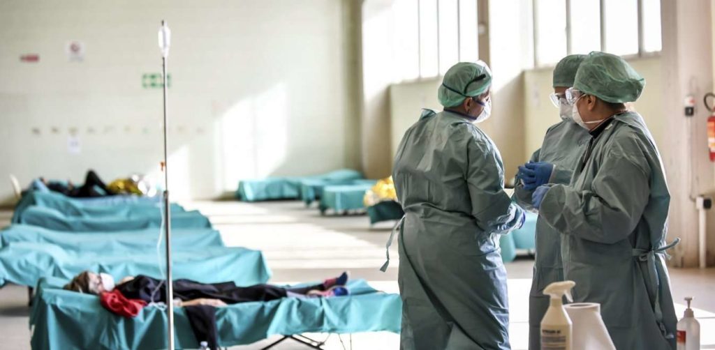 Ιταλία: Χωρίς μισθό οι υγειονομικοί που αρνούνται το εμβόλιο