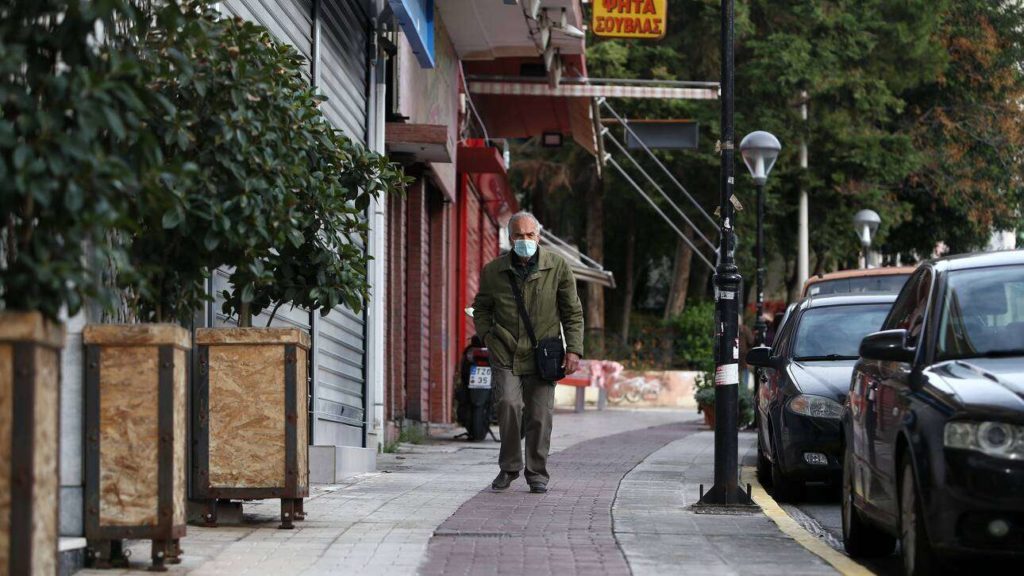 Χάρτες ECDC: Κοκκίνισε, πλέον, όλη η Ελλάδα