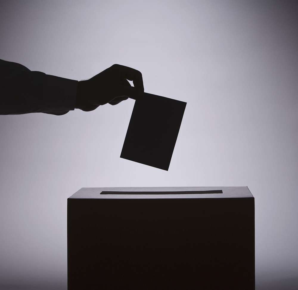 Opinion Poll: Προβάδισμα 11,6% για τη ΝΔ - Όχι σε πρόωρες εκλογές