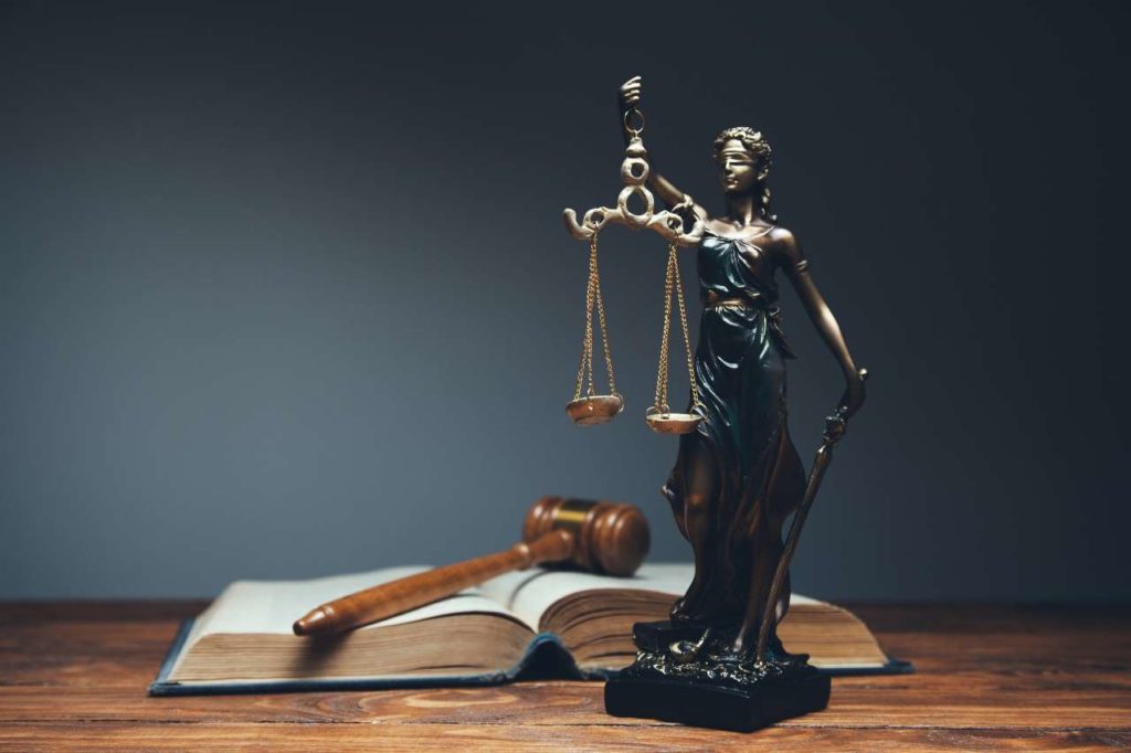 Επίκεινται 3 αποφάσεις της Δικαιοσύνης μείζονος σημασίας επιχειρηματικής και όχι μόνο!