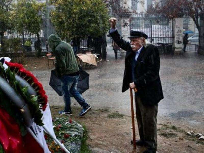 Μανώλη Γλέζος: Ένας χρόνος χωρίς «τον τελευταίο παρτιζάνο»