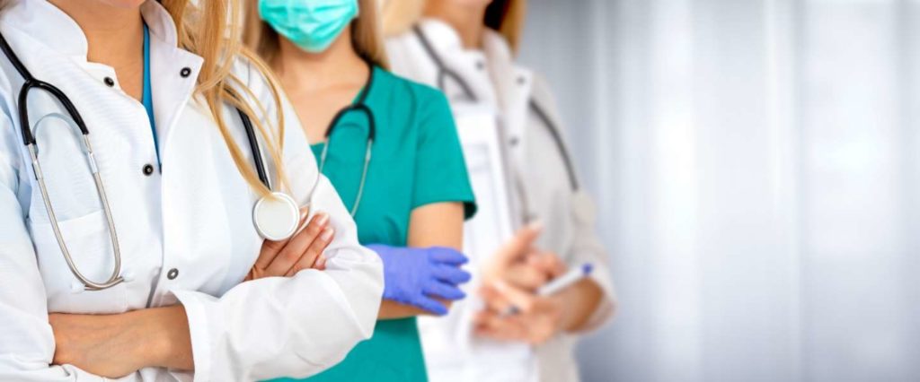 Βρετανία: Το εθνικό σύστημα υγείας αντιμέτωπο με ελλείψεις προσωπικού