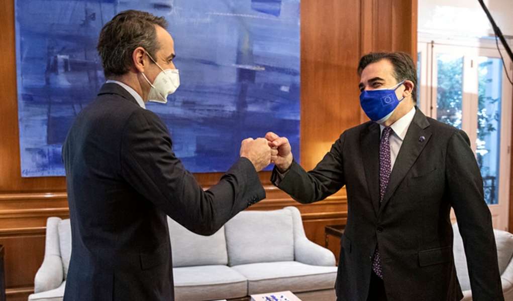 Συνάντηση Μητσοτάκη-Σχοινά: Στις 17/3 η πρόταση Κομισιόν για πιστοποιητικό εμβολιασμού