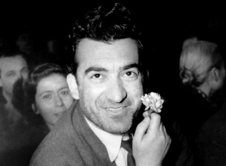 Νίκος Μπελογιάννης: Σαν σήμερα, πριν 69 χρόνια, εκτελέστηκε ο «άνθρωπος με το γαρύφαλλο»