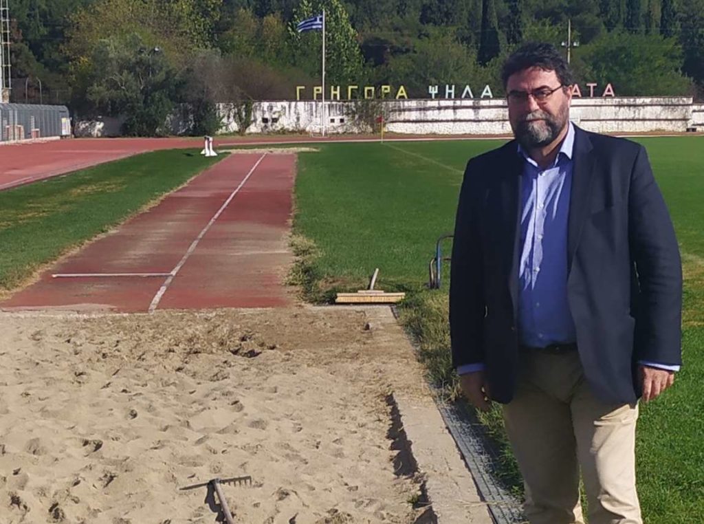 Ο Βασίλης Οικονόμου ανακοίνωσε την υποψηφιότητά του για τον ΣΕΓΑΣ