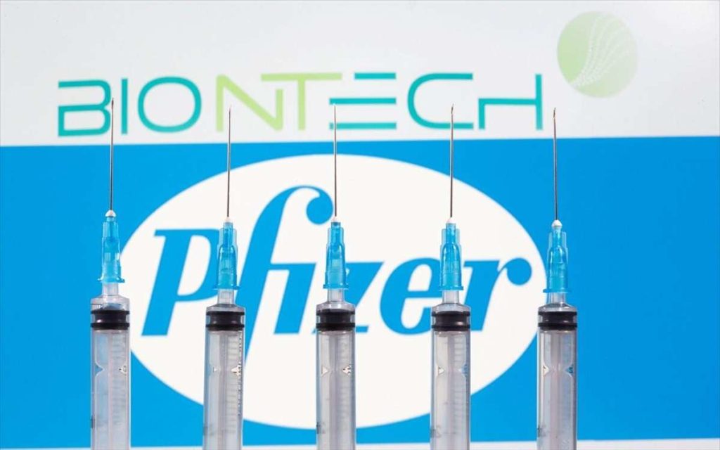 Pfizer: Στο 100% η αποτελεσματικότητα του εμβολίου στους εφήβους