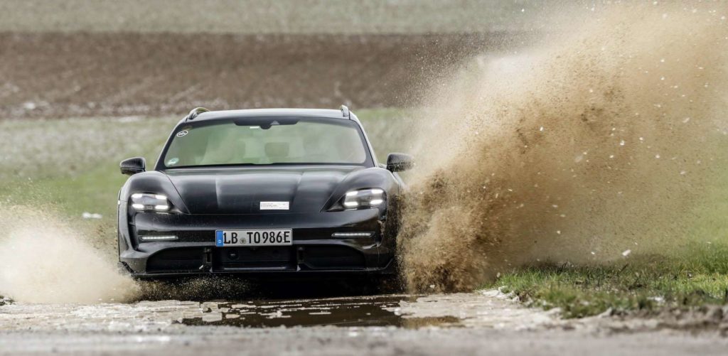 porsche-taycan-cross-turismo