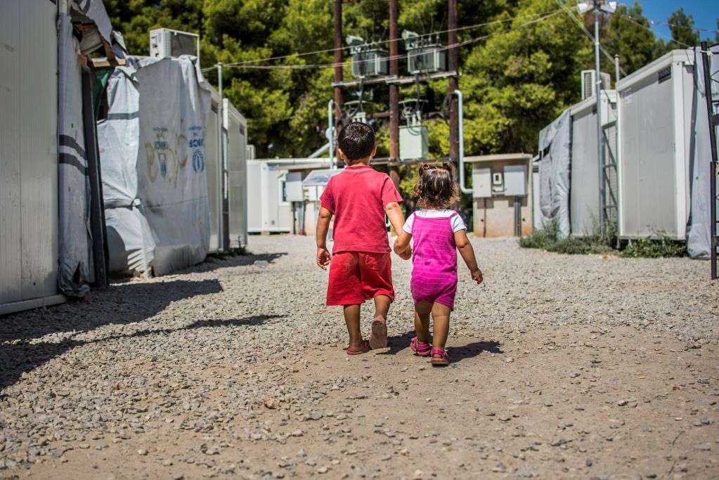 Τα προσφυγόπουλα της Ριτσώνας στέλνουν το δικό τους αντιρατσιστικό μήνυμα (Video)