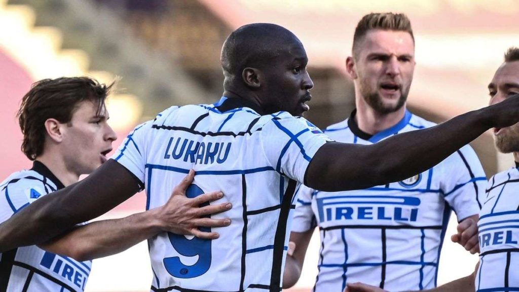 Τίποτα δεν μπορεί να σταματήσει την Ίντερ (2-1)