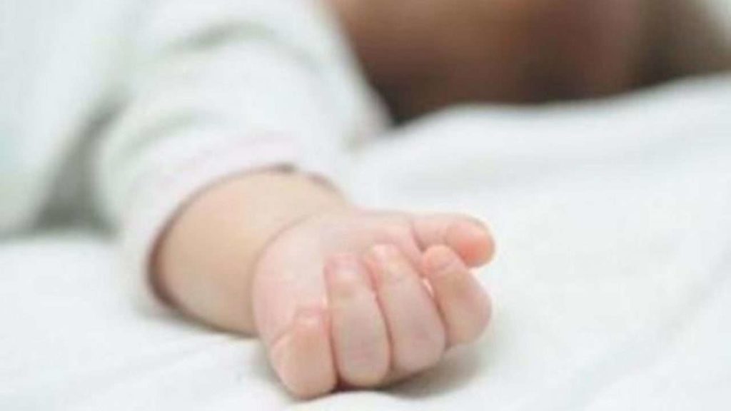 Πέθανε το 37 ημέρων βρέφος από κορωνοϊό