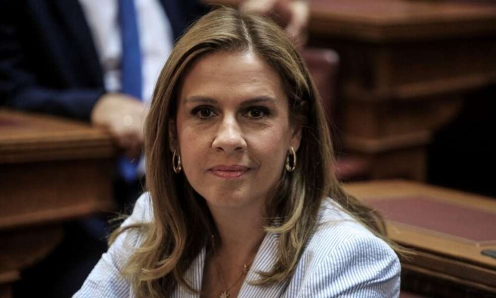 Ράπτη: Υγειονομική βόμβα τα καρναβαλικά πάρτυ- Έρχεται δύσκολη εβδομάδα