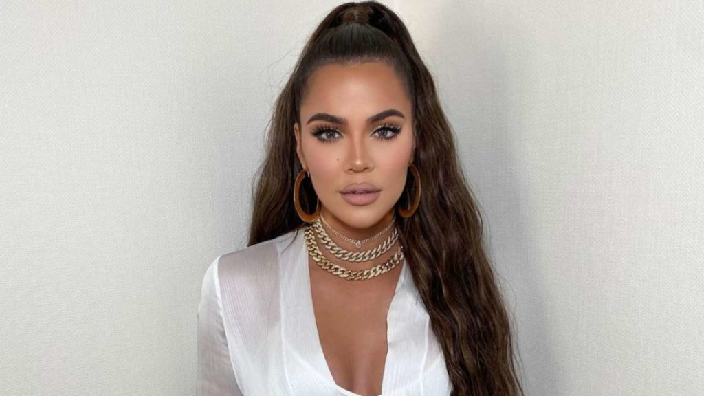 Khloe Kardashian: Χαμός με την αρετουσάριστη φωτογραφία της!