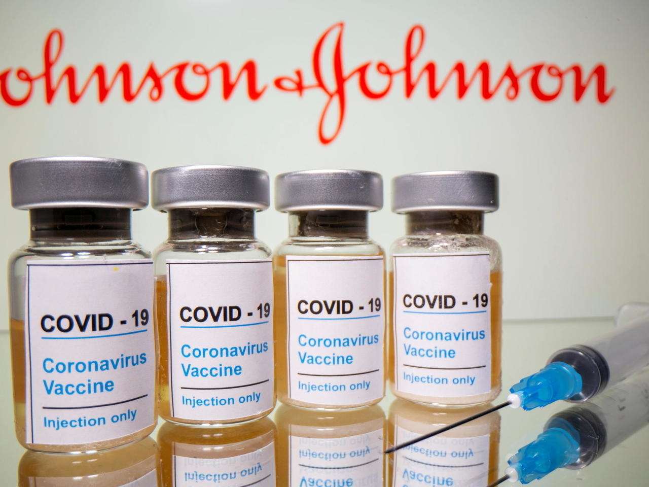 Johnson & Johnson: Αποτελεσματικό το εμβόλιο και κατά της μετάλλαξης Δέλτα