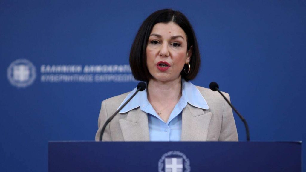 Α. Πελώνη: Ο κ. Τσίπρας τρέφεται από την πανδημία