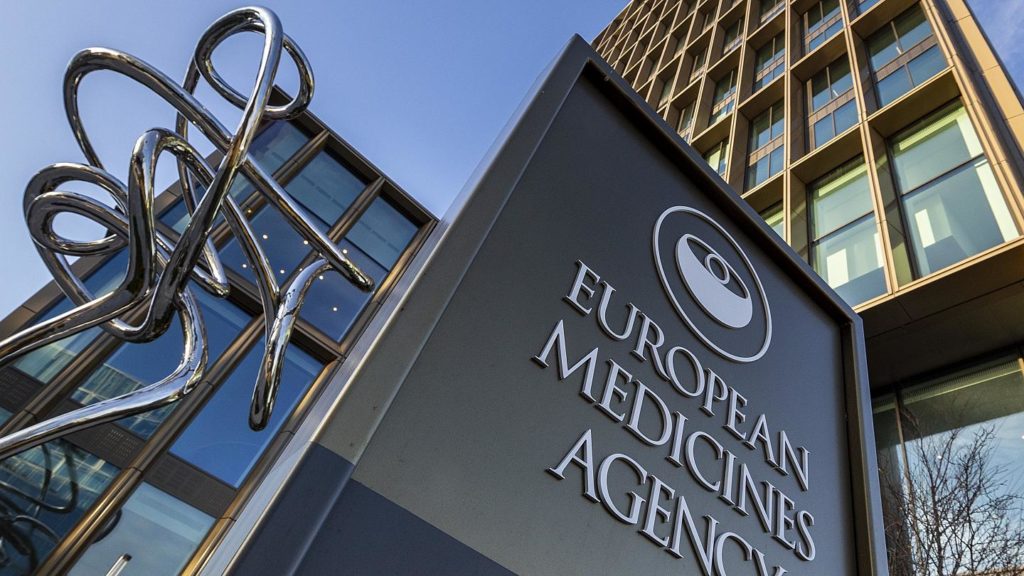 Αίτημα Pfizer για εμβολιασμούς σε ηλικίες 12 έως 15