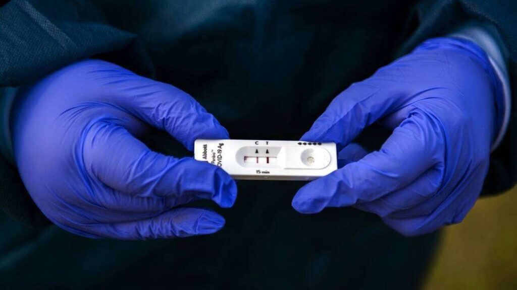 Κοντοζαμάνης: 7 Απριλίου τα πρώτα self tests