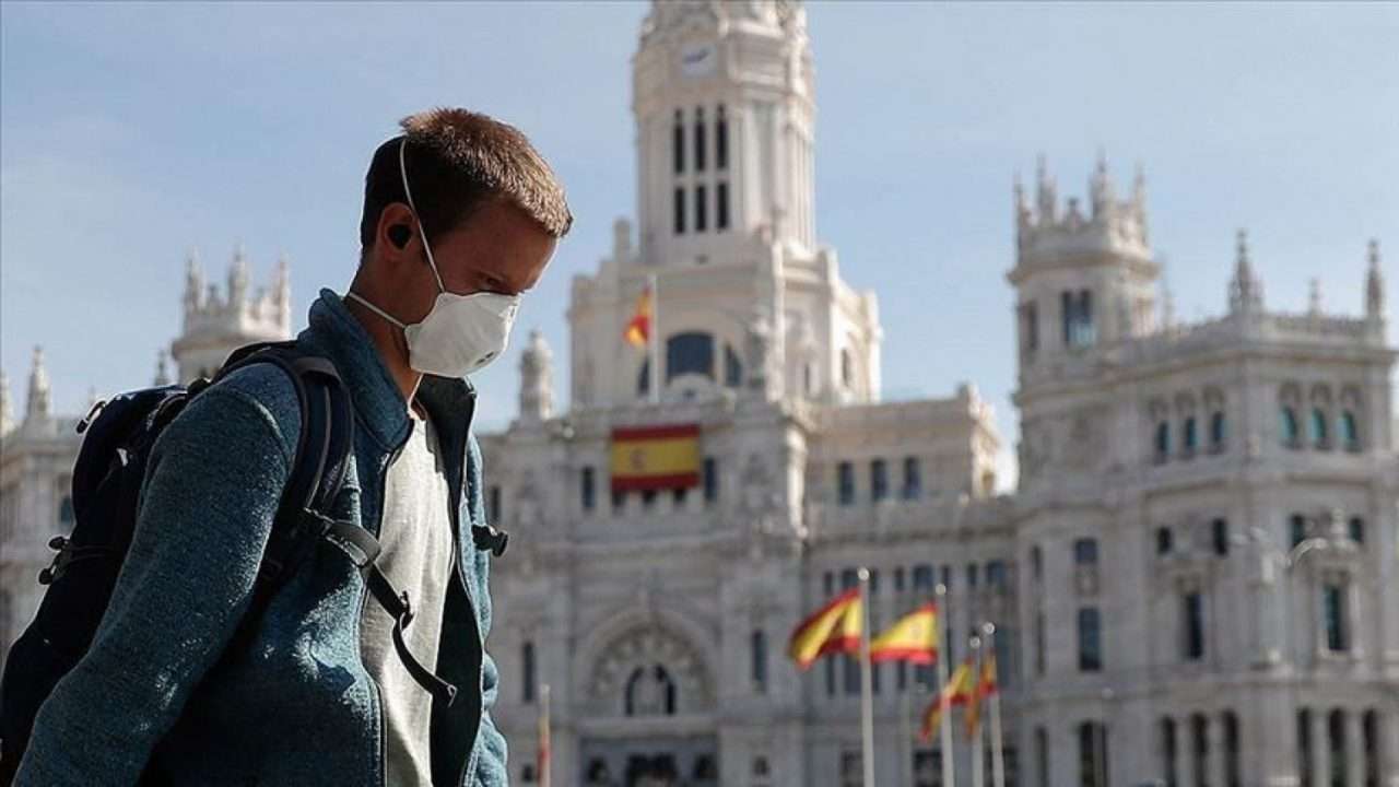 70% των Ισπανών θα έχουν εμβολιαστεί ως τα τέλη Αυγούστου