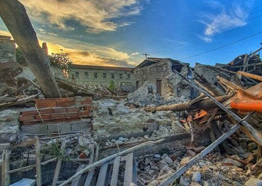 Αποζημίωση 10.000 ευρώ για όσους έχασαν συγγενείς σε φυσική καταστροφή