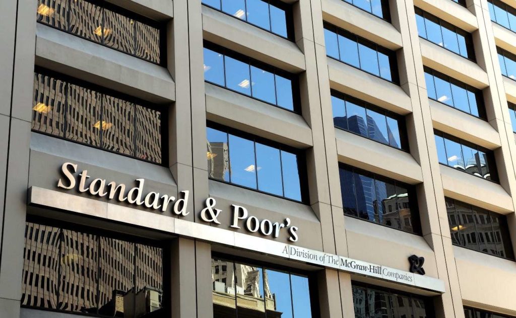 S&P: Αναβάθμισε τις προοπτικές των Alpha Bank, Eurobank και Εθνικής
