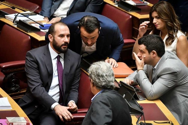 Τζανακόπουλος: Η κυβέρνηση ρίχνει το γάντι στους πολίτες