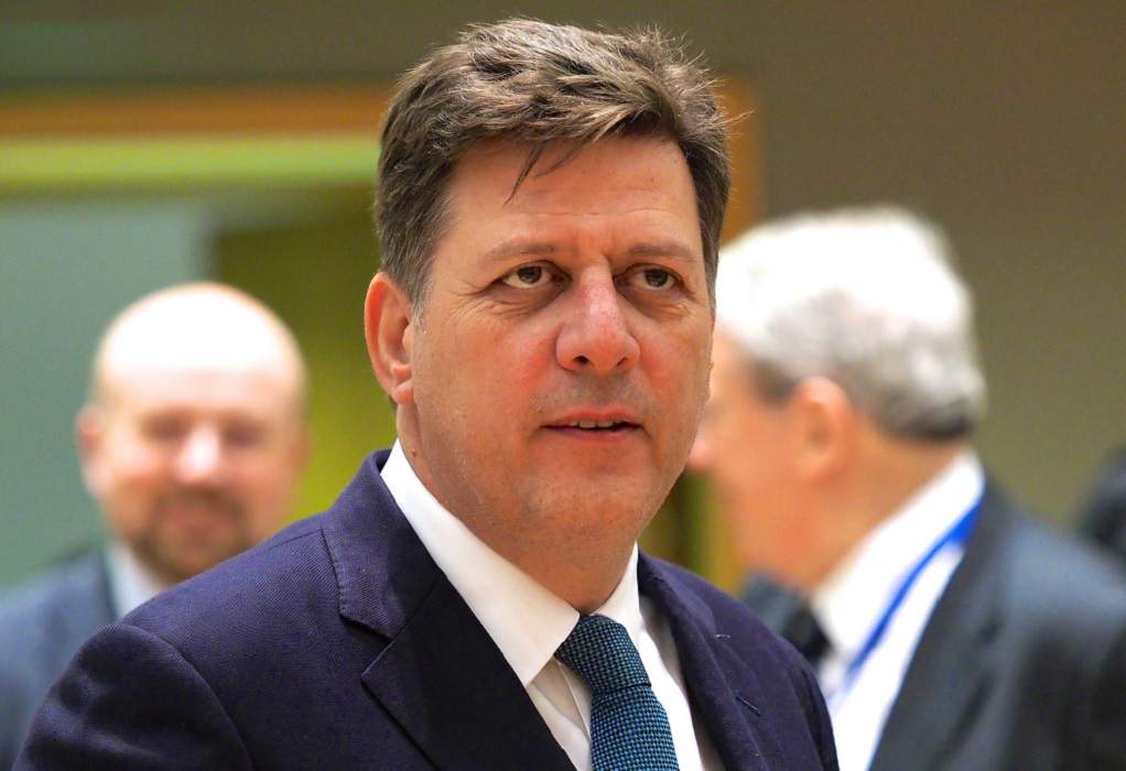 VARVITSIOTIS GIA DENDIA KAI ALLOUS