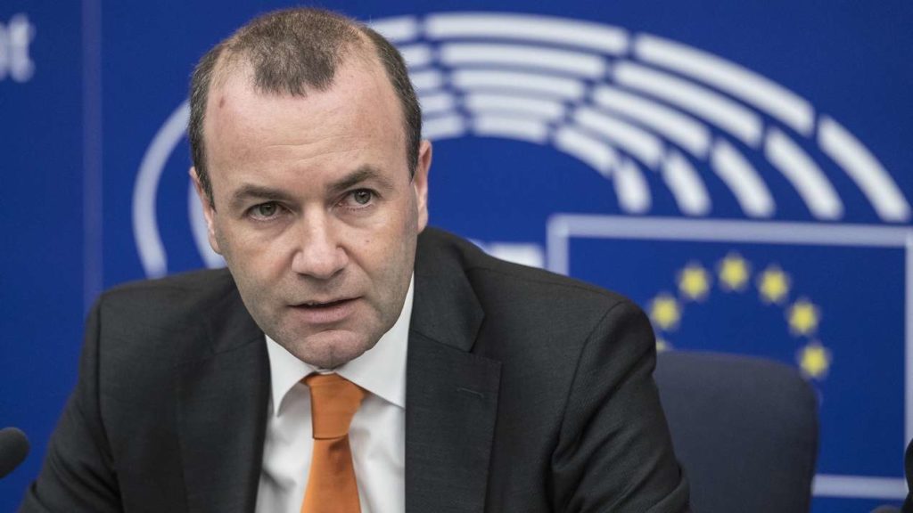 Βέμπερ: Όταν έχεις να κάνεις με δικτάτορες χρειάζεσαι ενότητα