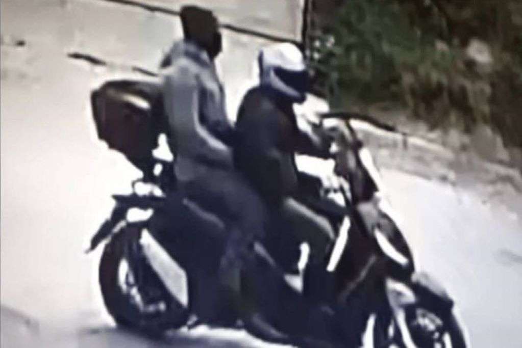Δολοφονία Καραϊβάζ: Βίντεο ντοκουμέντο με τους εκτελεστές πάνω στη μηχανή