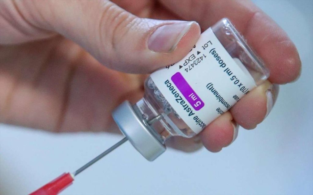 Γερμανία: Παραιτείται από 558 χιλιάδες δόσεις εμβολίων