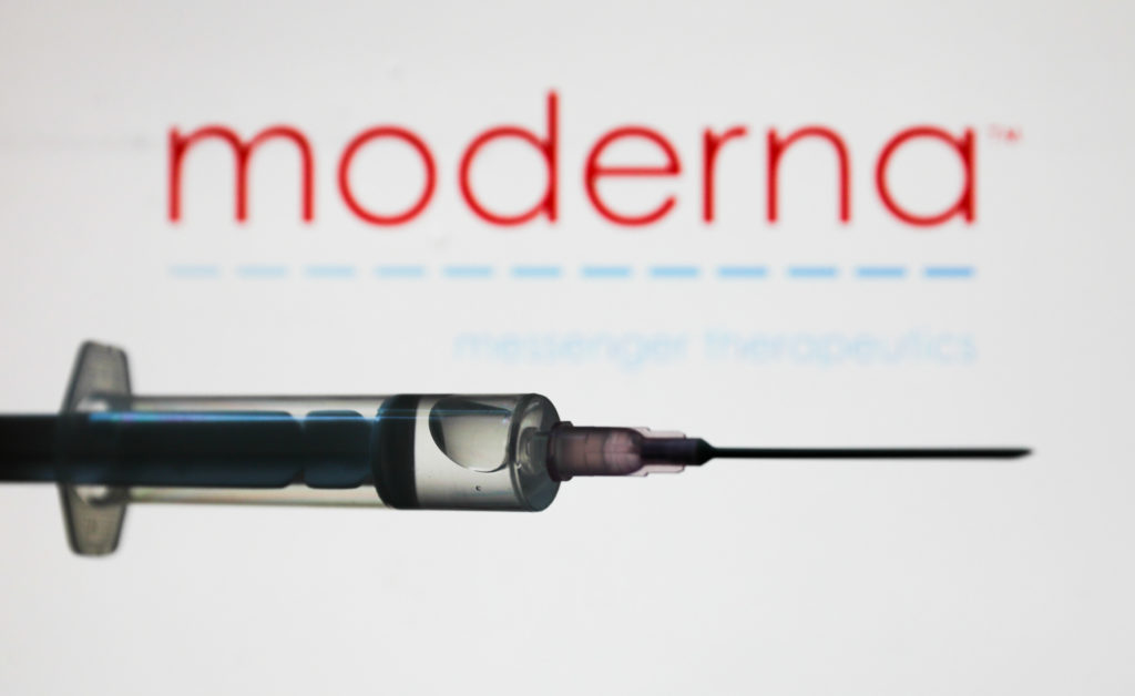 Moderna: Το εμβόλιό μας δεν παρουσιάζει θρομβώσεις σε 64,5 εκατ. δόσεις