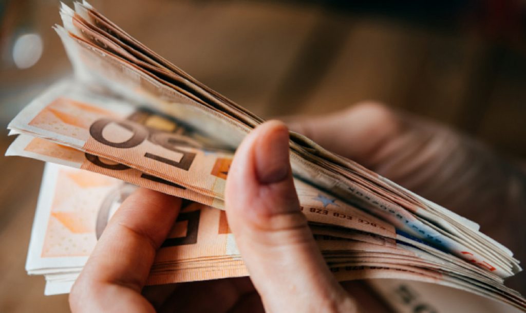 Επιστρεπτέα 7: Πιστώθηκαν χθες 395 εκατ. ευρώ στους πρώτους δικαιούχους