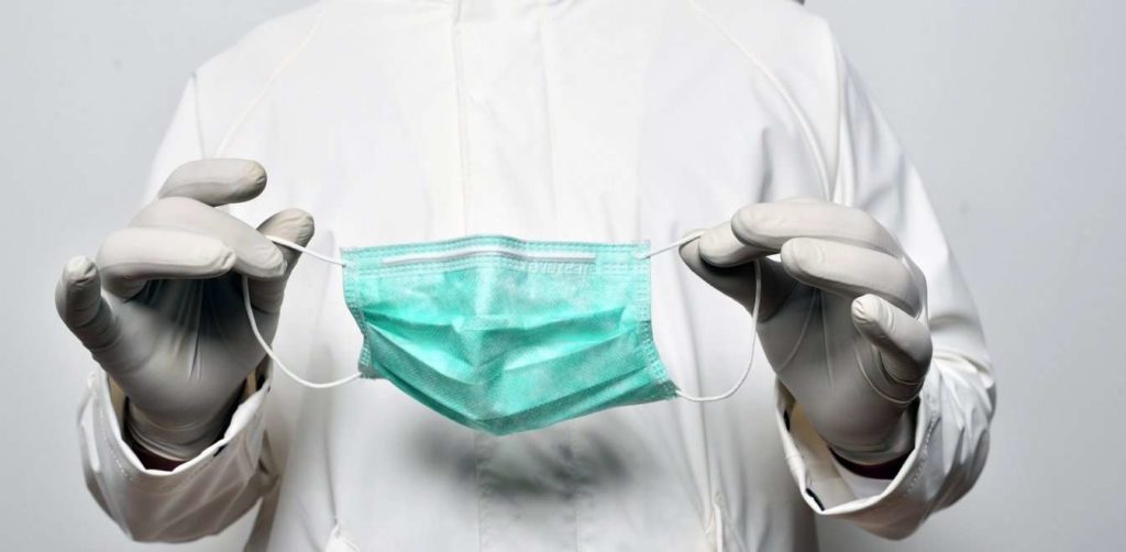 Κορωνοϊός: Πότε και πως θα βγάλουμε τις μάσκες