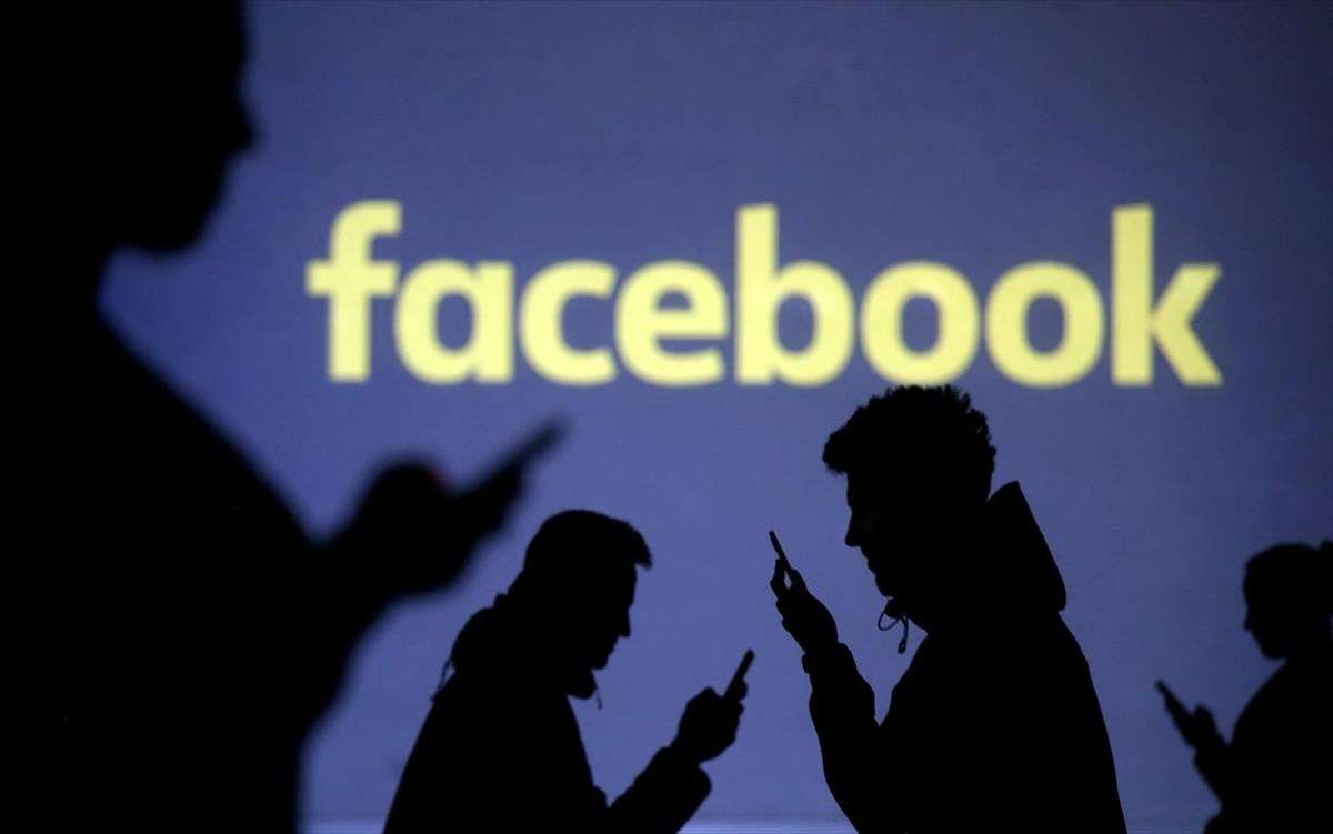 Τα προσωπικά στοιχεία 500 εκατ. χρηστών του Facebook διέρρευσαν στο διαδίκτυο
