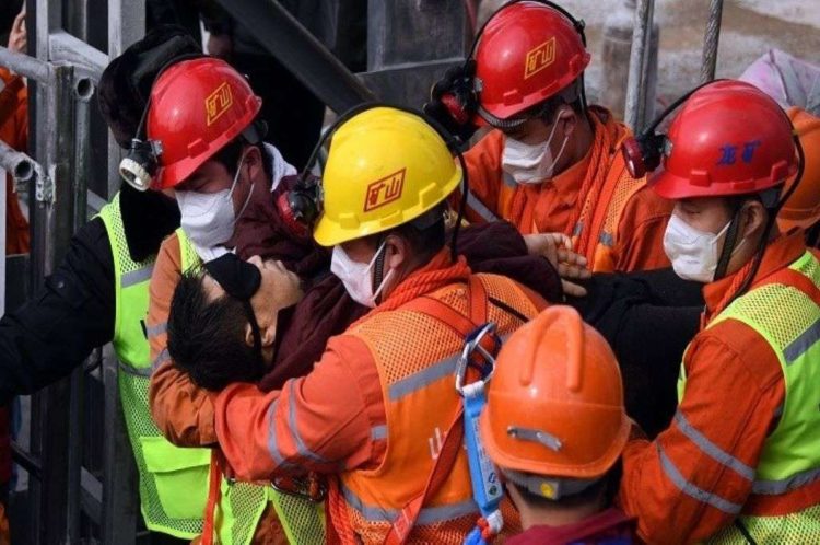 Κίνα: 21 ανθρακωρύχοι εγκλωβίστηκαν μετά από ατύχημα σε ορυχείο