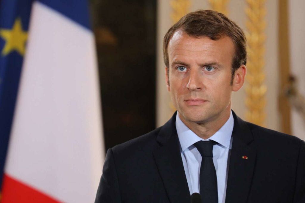 Μακρόν: κλείνει την ελιτίστικη Σχολή Διοίκησης της Γαλλίας