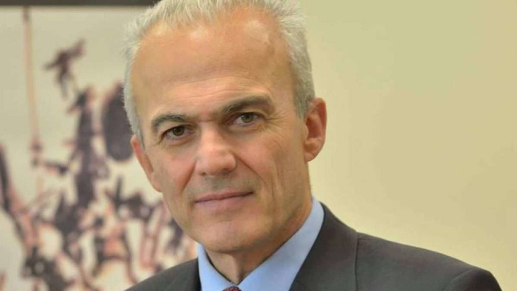 Μαύρος (MRB): Επιστροφή στην αντισυστημικότητα για τους νέους