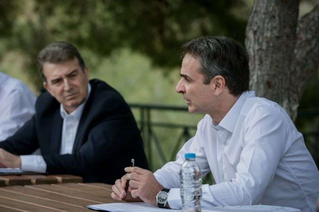 Συνάντηση Μητσοτάκη – Χρυσοχοΐδη για τη δολοφονία Καραϊβάζ