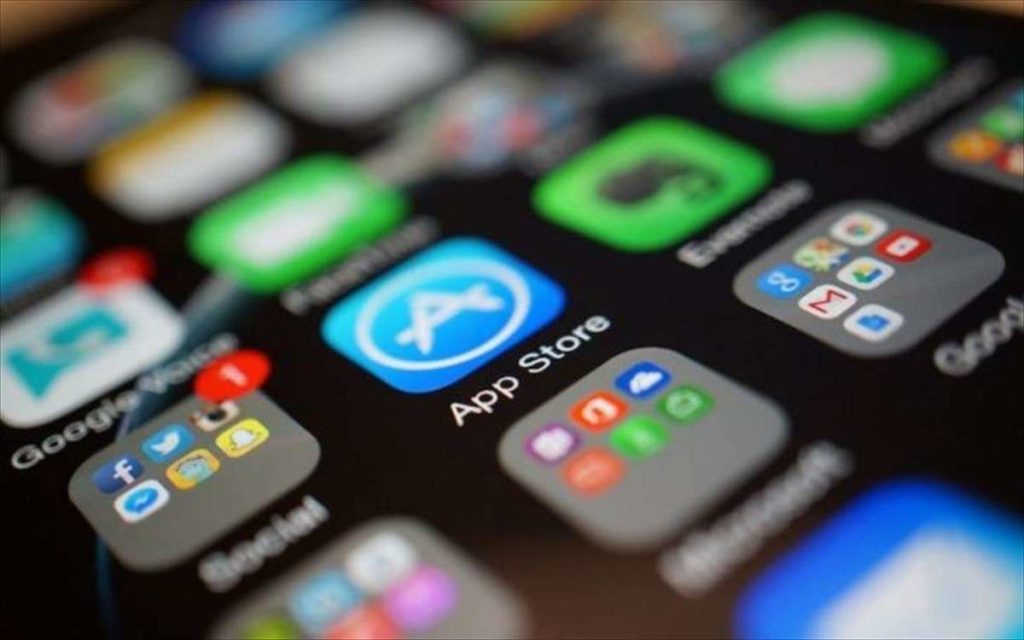 mustiki-omada-ergasias-allazei-to-apple-app-store