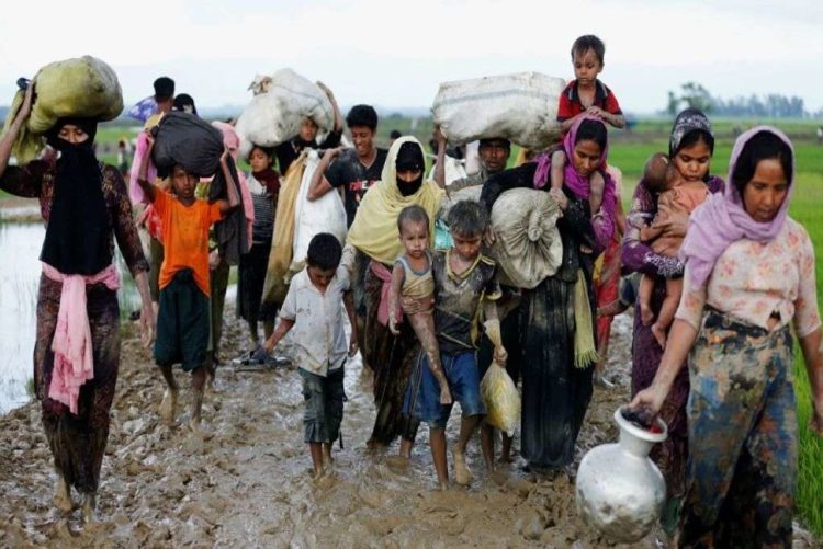 Μιανμάρ: Πάνω από 12.000 πολίτες εγκατέλειψαν τις κατοικίες τους