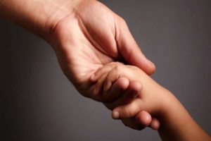 Η ΑΓΕΤ «Ηρακλής» αναλαμβάνει την οικονομική κάλυψη του παιδιού της οικογένειας στη Μακρινίτσα