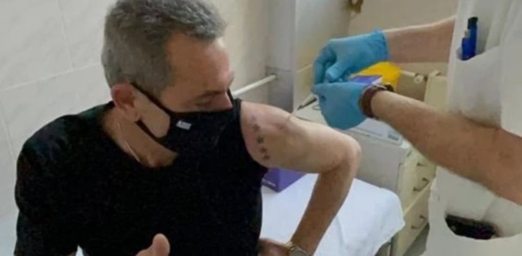 Ο Πάνος Καμμένος εμβολιάστηκε στη Σερβία με το Sputnik-V