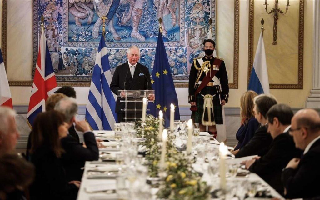 Παλάτι Μπάκιγχαμ: Ζητάει τις συνταγές Λαζάρου από το Προεδρικό Μέγαρο